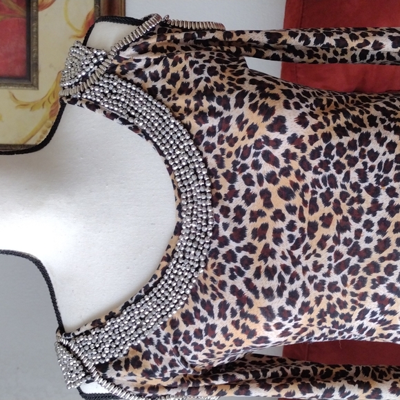 C. OLIVER SILVER BEADED EMBELLISHED COLD SHOULDER CUT OUT TOP. - Picture 2 of 7